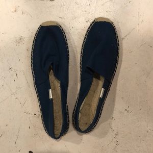 Soludos Navy Shoes size 8 BRAND NEW